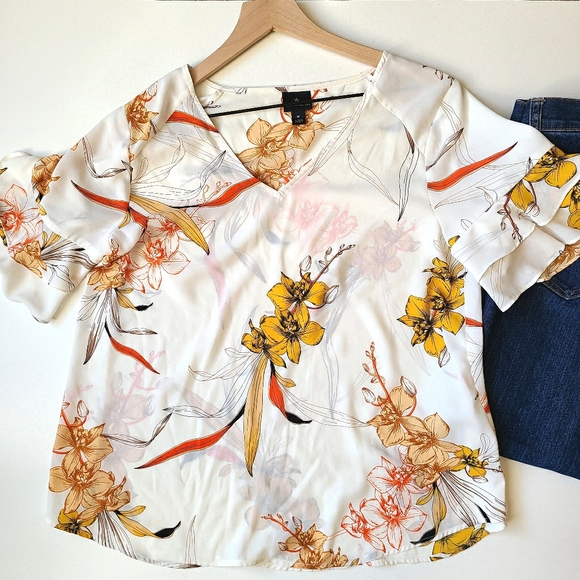 Worthington flutter bellsleeve floral blouse white - Picture 2 of 11